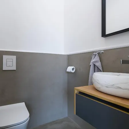 In Mit Privatem Pool Prázdninový dům Vintijan